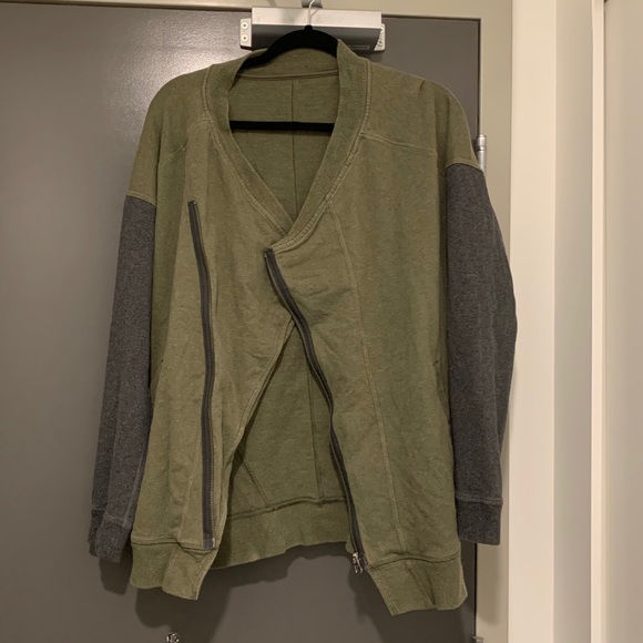 Vintage lululemon Asymmetrical Zip Up - Picture 5 of 8